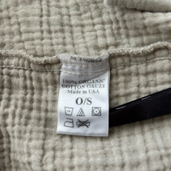 Black Crane Double Gauze Organic Cotton Square Shirt in Stone - Picture 5 of 8